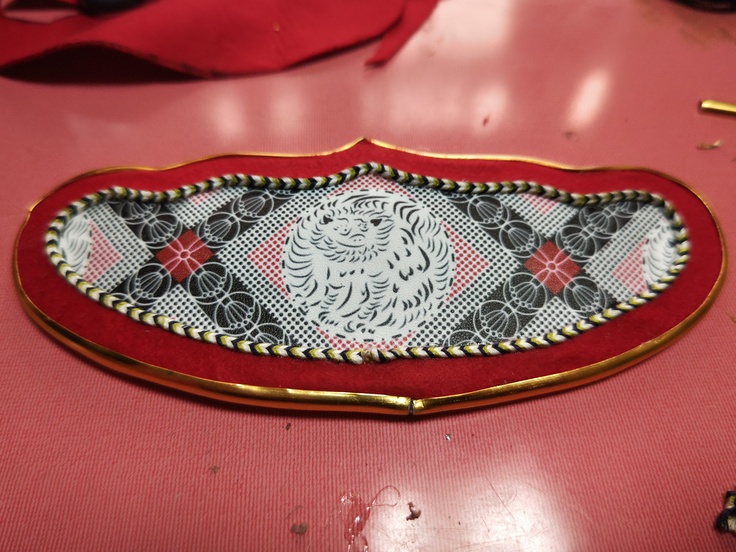 眉庇の装飾完了