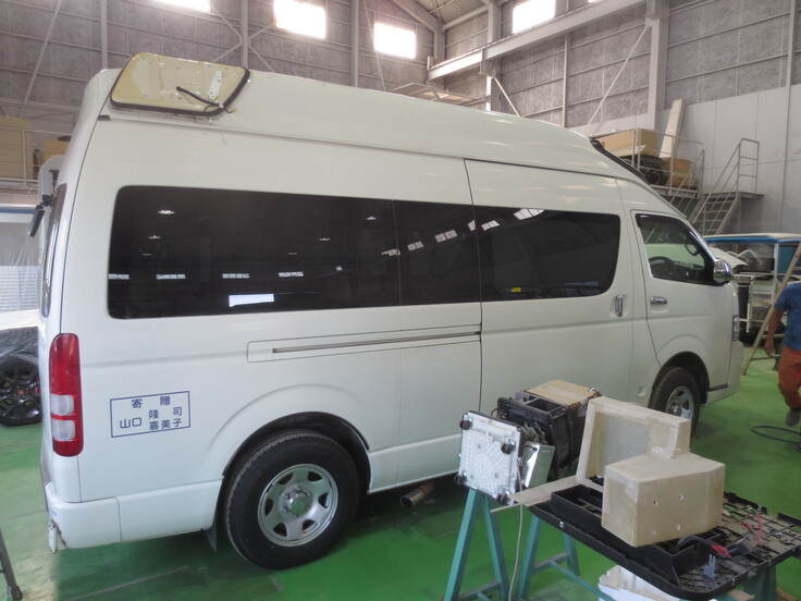 不要な部分を取り除き、きれいな車体になりました！