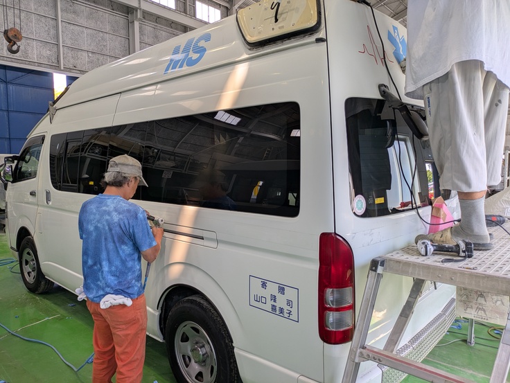 丁寧な作業が続きます