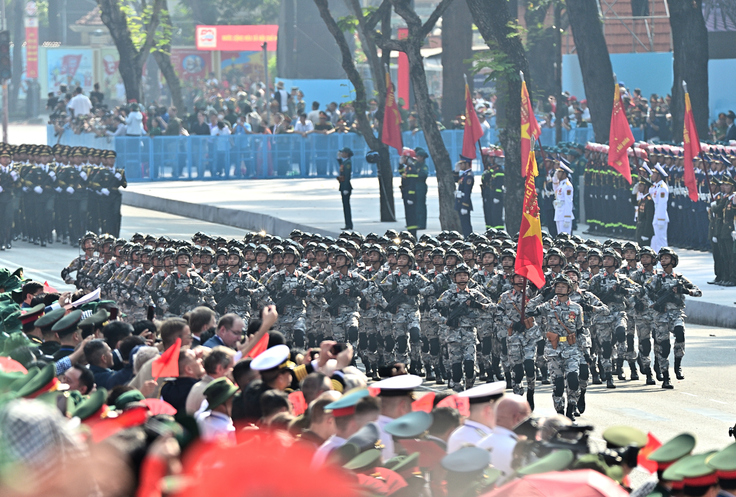 4月30日のパレードの様子