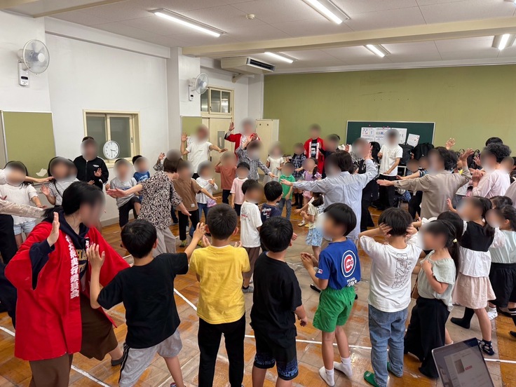 盆踊り練習会の様子