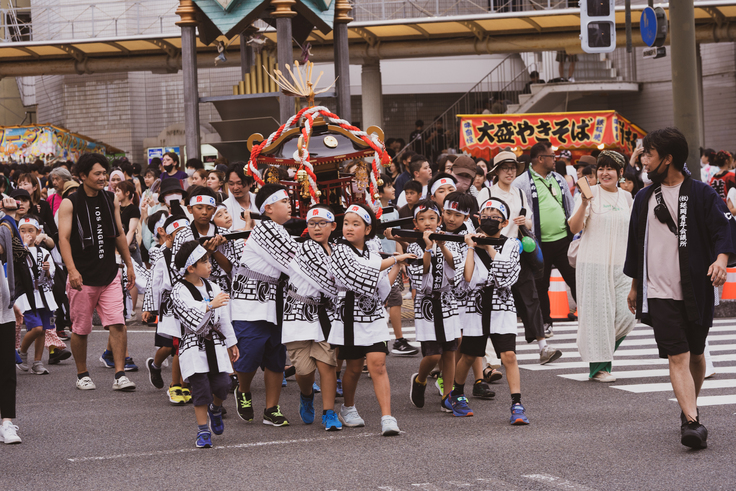 こども神輿の様子