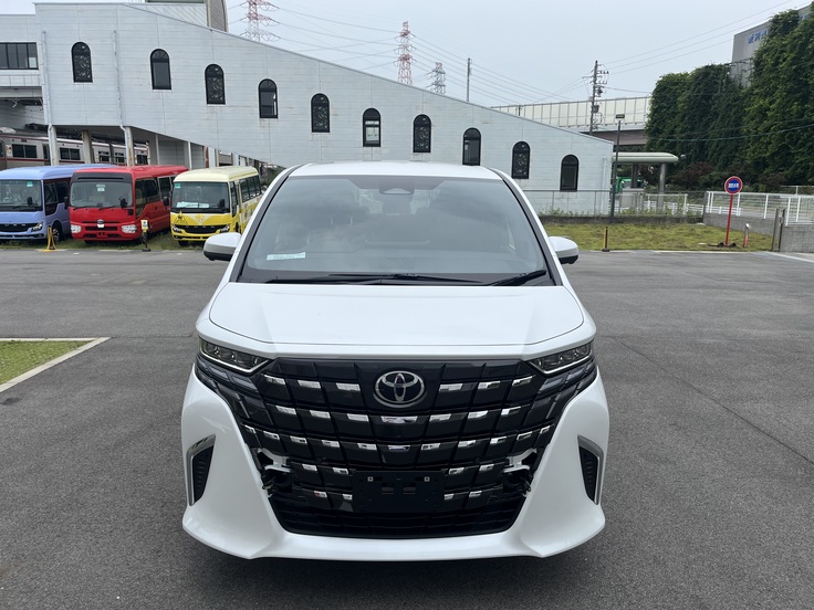 ベース車両（前面）