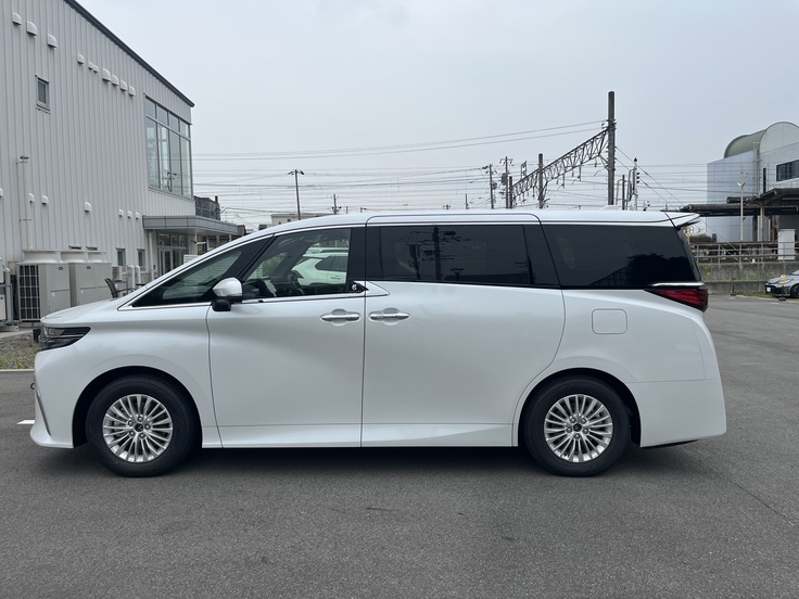 ベース車両（側面）