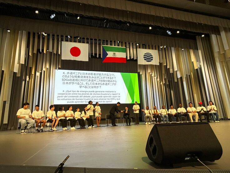 白熱する討論会