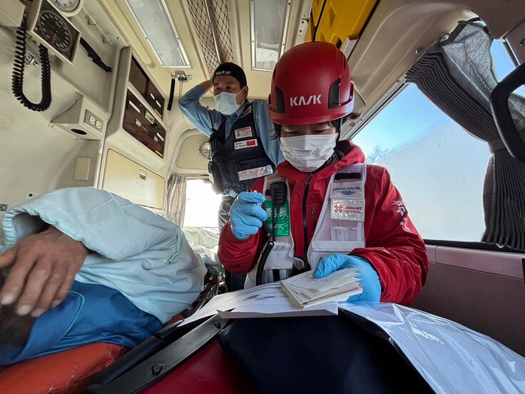 空飛ぶ捜索医療団の坂本看護師