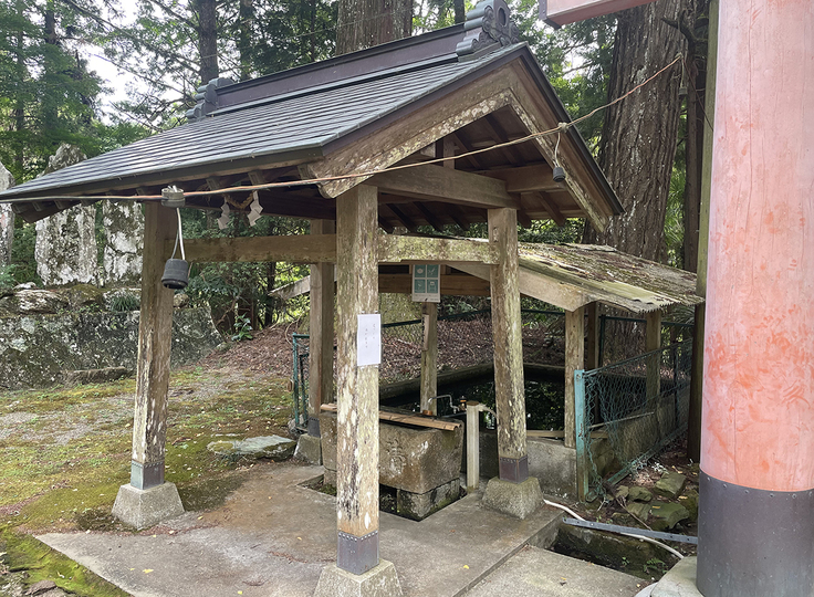 第二目標_15手水舎と貯水槽