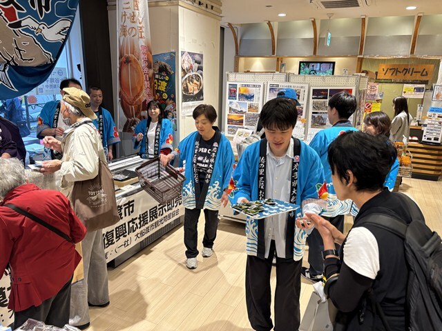 2025年5月の東銀座での販売会で一緒に大船渡をPRしました