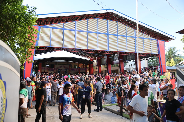 避難所となっている小学校