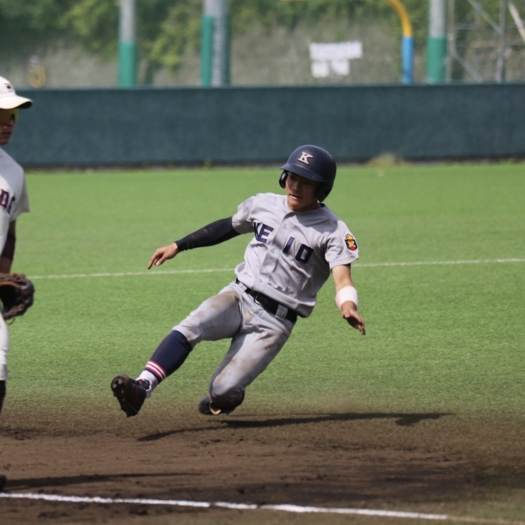 戸塚　プレー写真