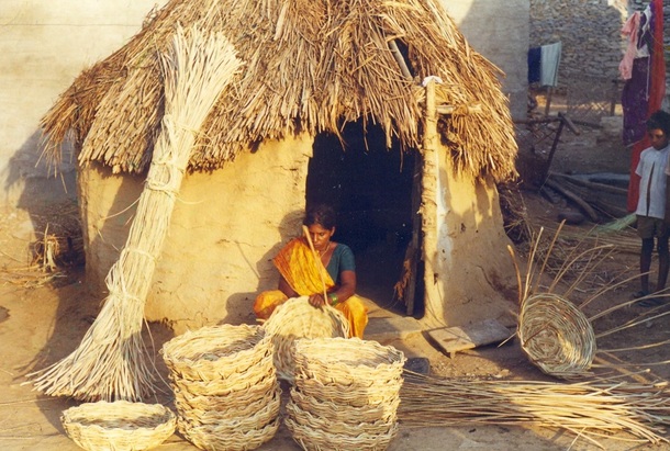 インドのカゴづくり