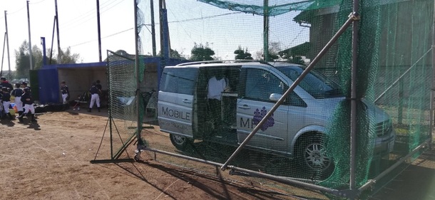 実際の検診車の外観です。