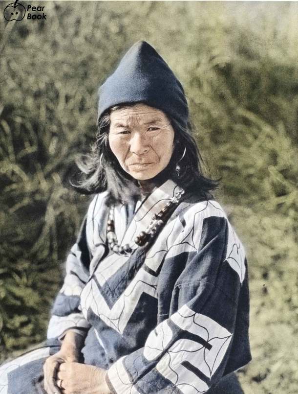 アイヌ民族の女性