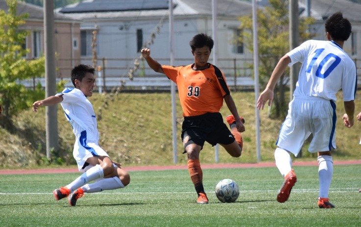 今よりもっと強くなるために。高川学園サッカー部を僕らで作る！（高川