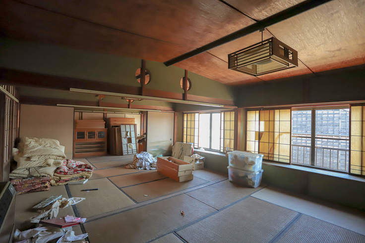 ワーケーション施設としてリノベーション予定の海童工房 魚寅 2階空きスペース