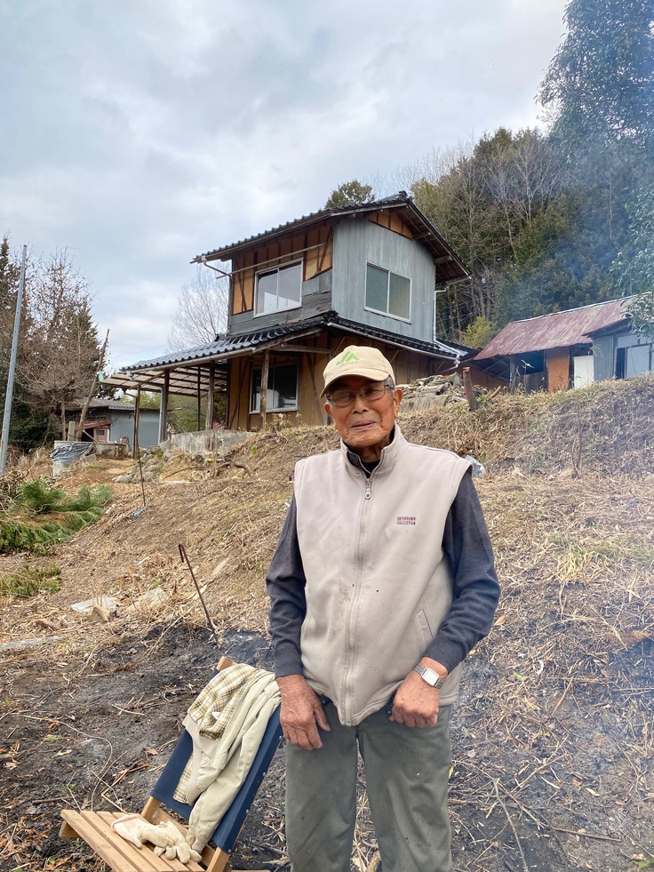 本日のお客様 畑のお爺ちゃん 中国山地の空き家を農業交流空間にー29歳移住農家の挑戦 石橋 千賀良 西垣 陽平 21 01 13 投稿 クラウドファンディング Readyfor レディーフォー