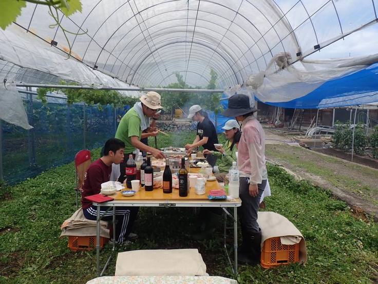 ボランティアと、みんなでバーベキュー