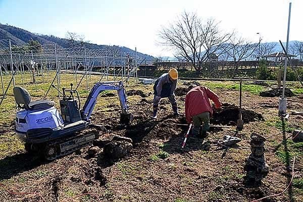 棚作成作業（2014)