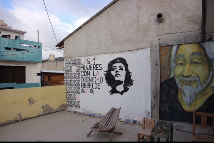 カサカサの壁画２