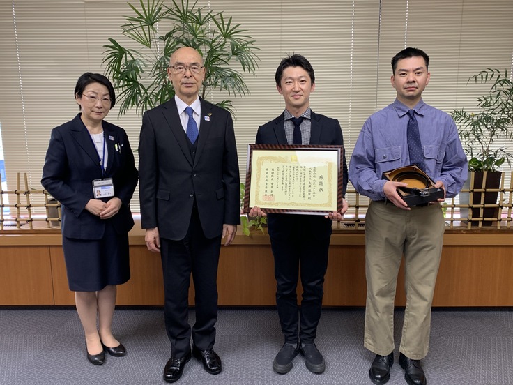 葛飾区長から感謝状をいただきました 東京葛飾区 未来の星 新成人へ入魂の本革ベルトを贈るプロジェクト 有限会社長沢ベルト工業 21 03 27 投稿 クラウドファンディング Readyfor レディーフォー