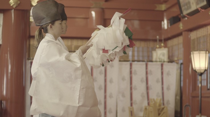 神社で奉納される石見神楽