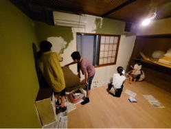 壁塗り-金山ごちゃまぜテラス