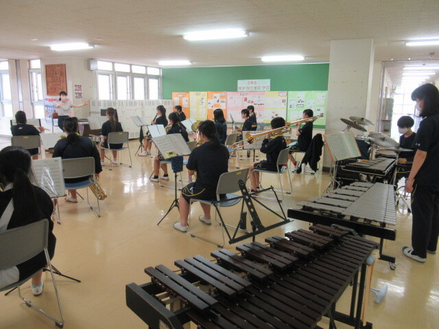 横浜市立鴨志田中学校の練習風景