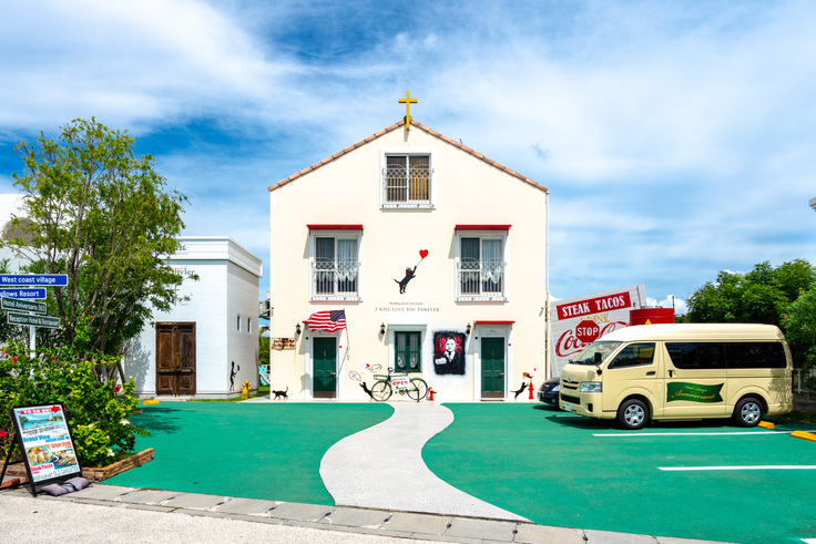 ホテル外観正面