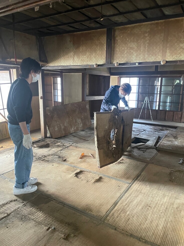 解体作業の様子