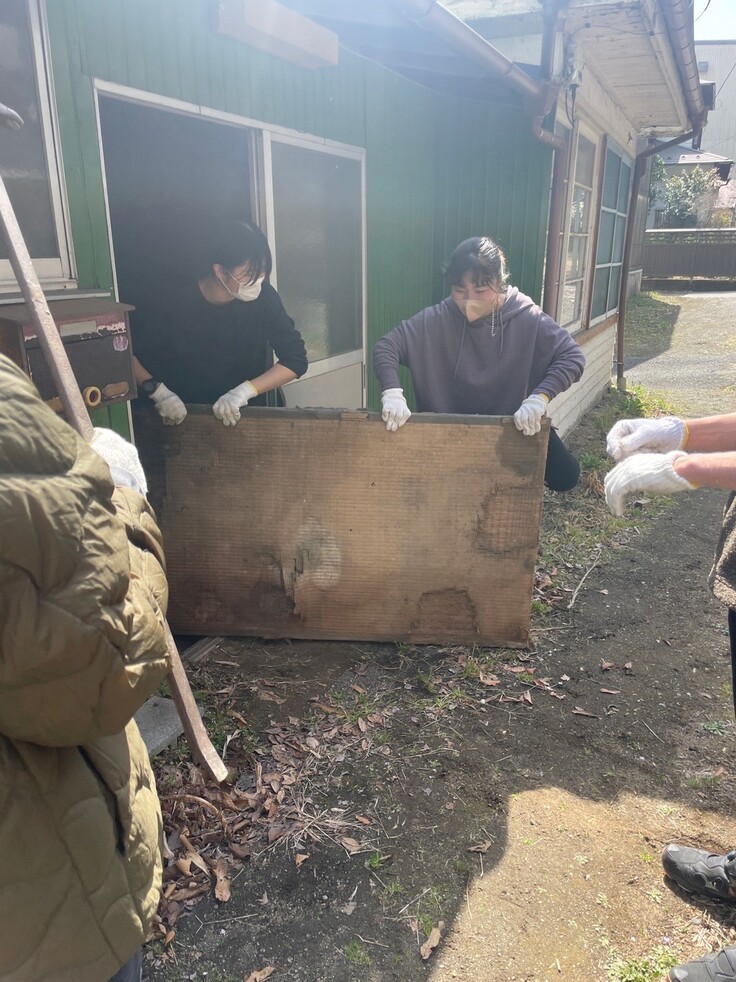 解体作業の様子