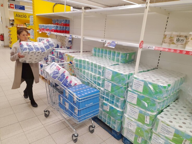 トイレットペーパー