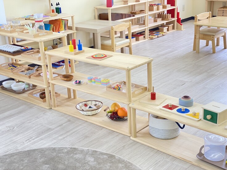 ご支援いただいた資金でモンテッソーリ教具を取り揃えることができました。