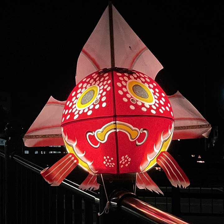 光る金魚ねぷた