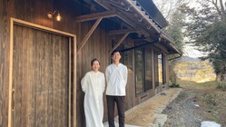 日本の原風景を眺める築百年の古民家を一棟貸宿にリノベーション！ のトップ画像