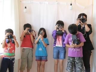子供たちで映画を制作する沖縄のスクールに機材や設備を届けたい