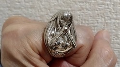 ウクライナ支援「フィギュアシルバーリング」で、支援の輪を広げたい！ のトップ画像