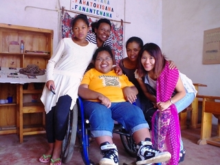 マダガスカルの障がい者を支えたい。彼女達の居場所を作ります！
