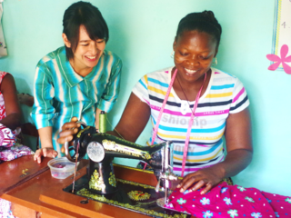 ベナン初の浴衣工房～女性が輝くアフリカ布のものづくりを～ のトップ画像