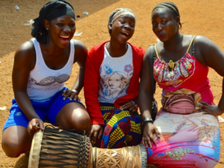 ギニアの伝統楽器演奏家、舞踊家を目指す若者たちを支援したい！