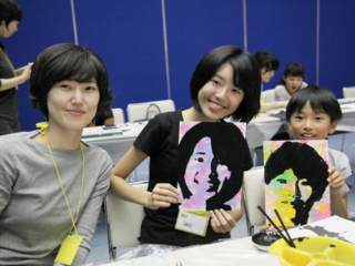 国際交流展を成功させ、子どものアートの目を育てたい のトップ画像