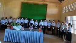 まだまだ応援！　カンボジア、、バテイ高校に奨学金支援！！ のトップ画像