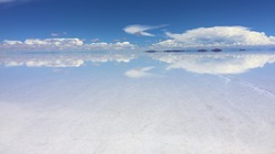 ウユニ塩湖にかつての賑わいをもう一度取り戻したい のトップ画像