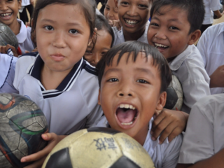 ベトナムの貧困街の子ども達にサッカースクールを提供したい！ のトップ画像