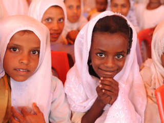 スーダンの砂漠地帯で暮らす1万人に安全な水を届けたい！ のトップ画像