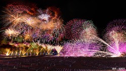 「ぎおん柏崎まつり海の大花火大会」でスターマインを打ち上げたい のトップ画像