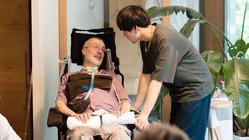 ALS患者の父を持つ私の挑戦。障害者のためのロボットを研究したい！ のトップ画像