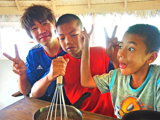 タイのエイズ孤児院が運営する宿泊施設にコミュニティスペースを