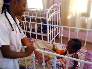 スーダンのマイゴマ孤児院に安定した食料と薬を届けたい！