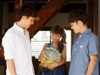 世界中10,000人を繋いだ糸を使って世界と繋がる空間を横浜に！ のトップ画像