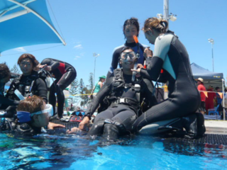 水中世界はバリアフリー！障がいをもつ方にも「自由な世界」を！ のトップ画像